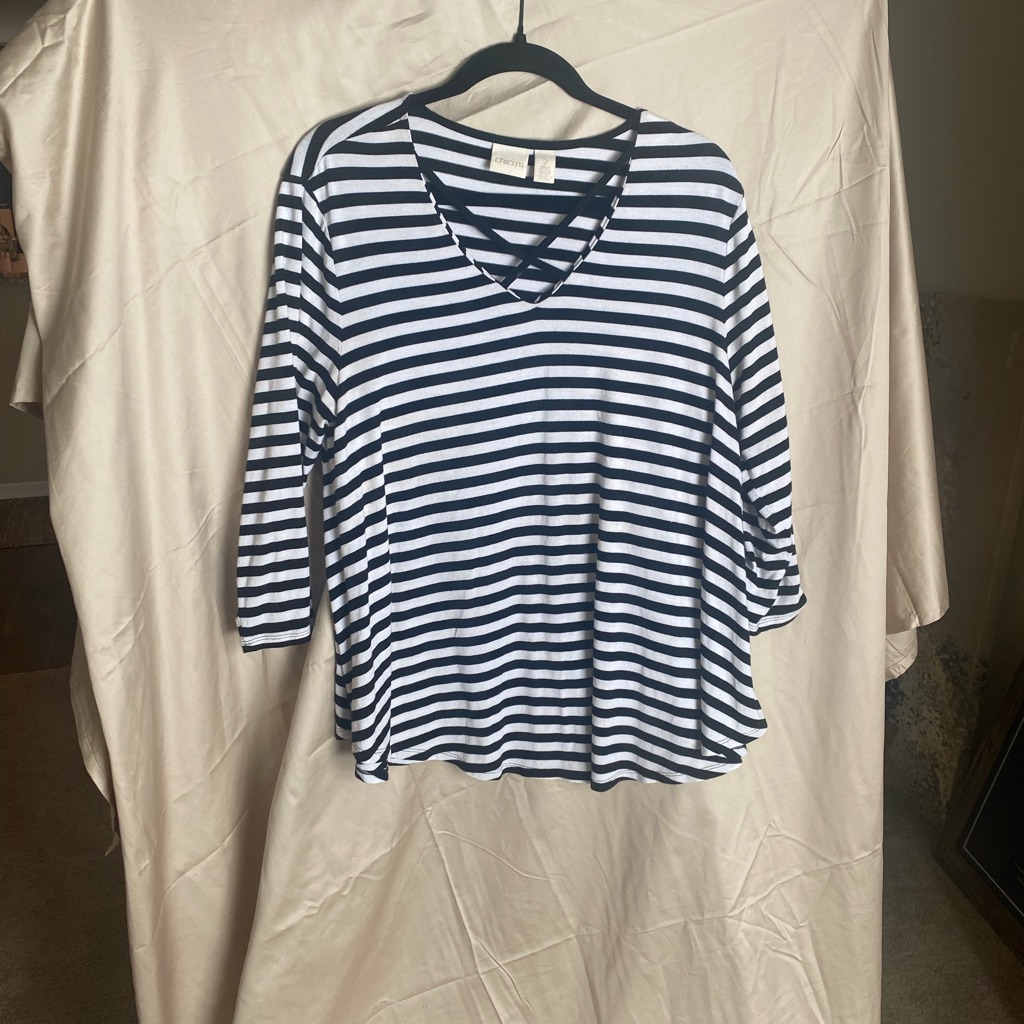 Chicos Criss Cross Stripe Top. 3/4 Sleeves